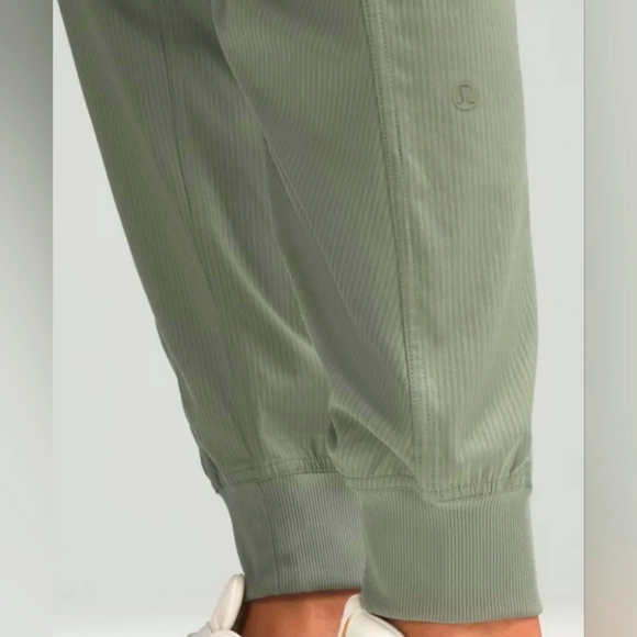 LULULEMON Dance Studio Mid-Rise Jogger - Picture 5 of 5